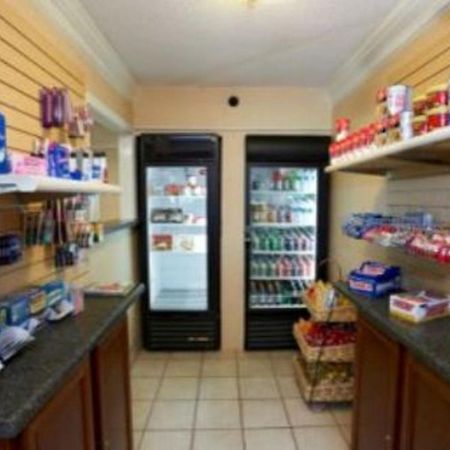 Ramada By Wyndham Tuscaloosa Hotel Екстериор снимка